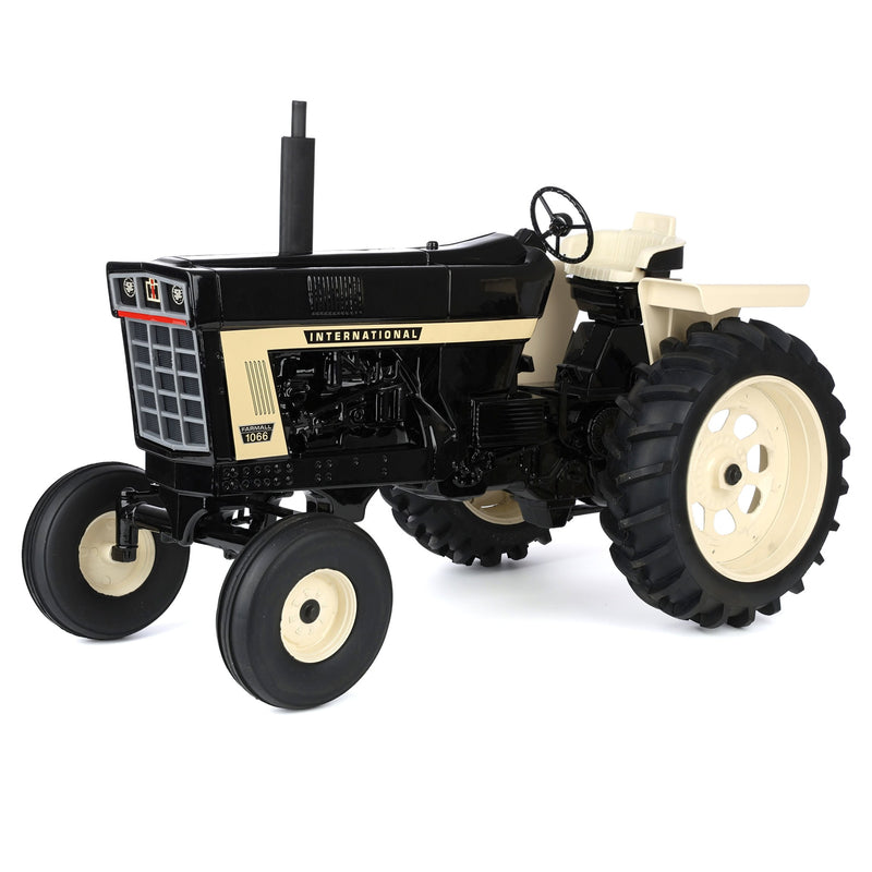 1/8 International 1066 Tractor with Wide Front & Rear Fenders, Black Version, Made in the USA