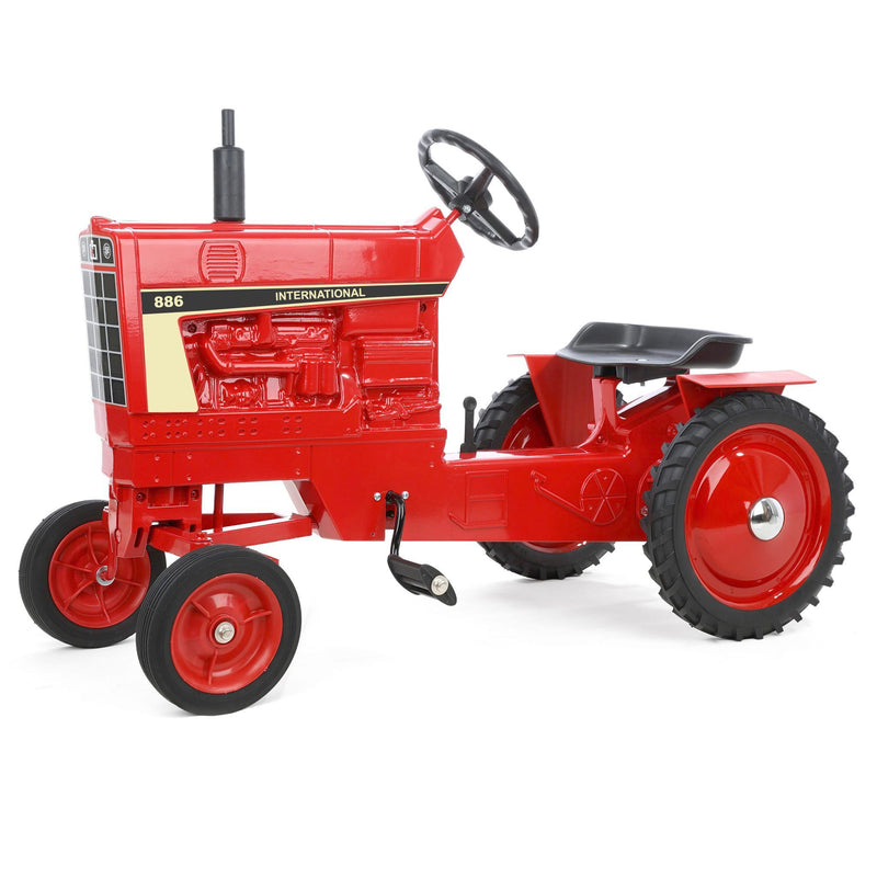 International 886 Pedal Tractor with Wide Front by Scale Models