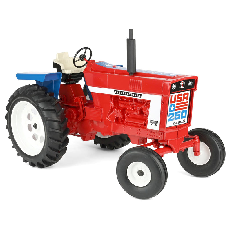 1/8 International Harvester 966 USA 250 Tractor with Wide Front by Scale Models
