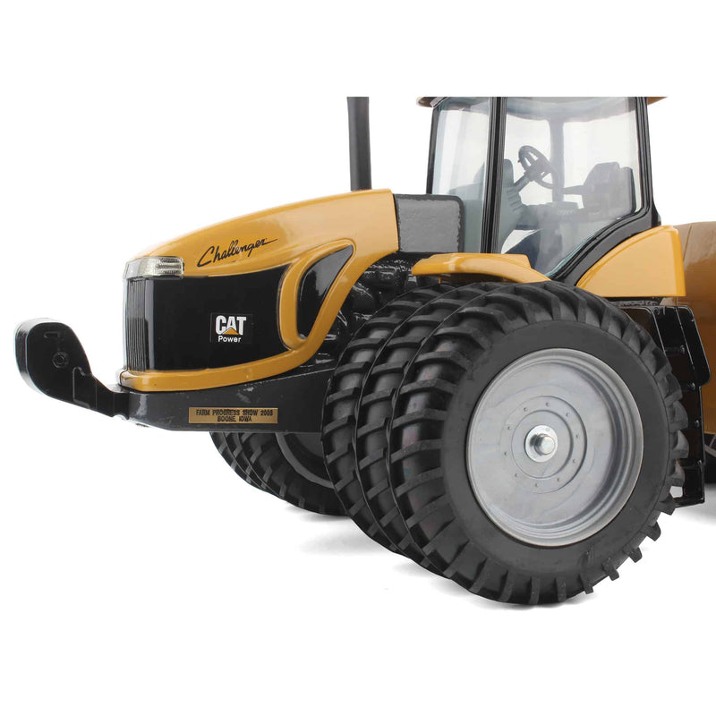 1/16 CAT Challenger MT965B Tractor on Triples, 2008 Farm Progress Show Special Edition by Scale Models